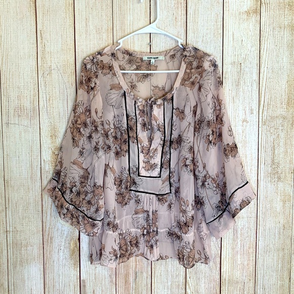 Daniel Rainn Tops - Daniele Rainn | Flowy Floral Blouse